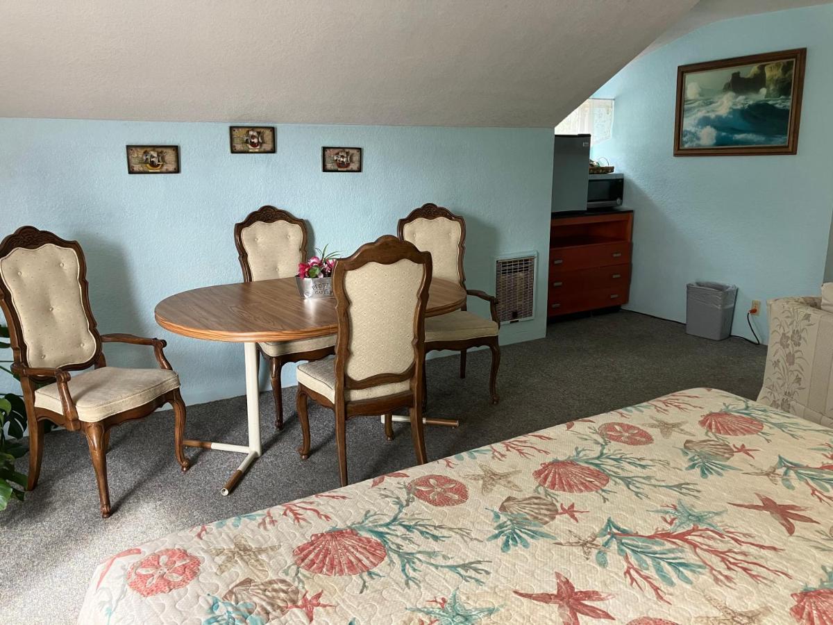 Lighthouse Inn Флорънс Екстериор снимка