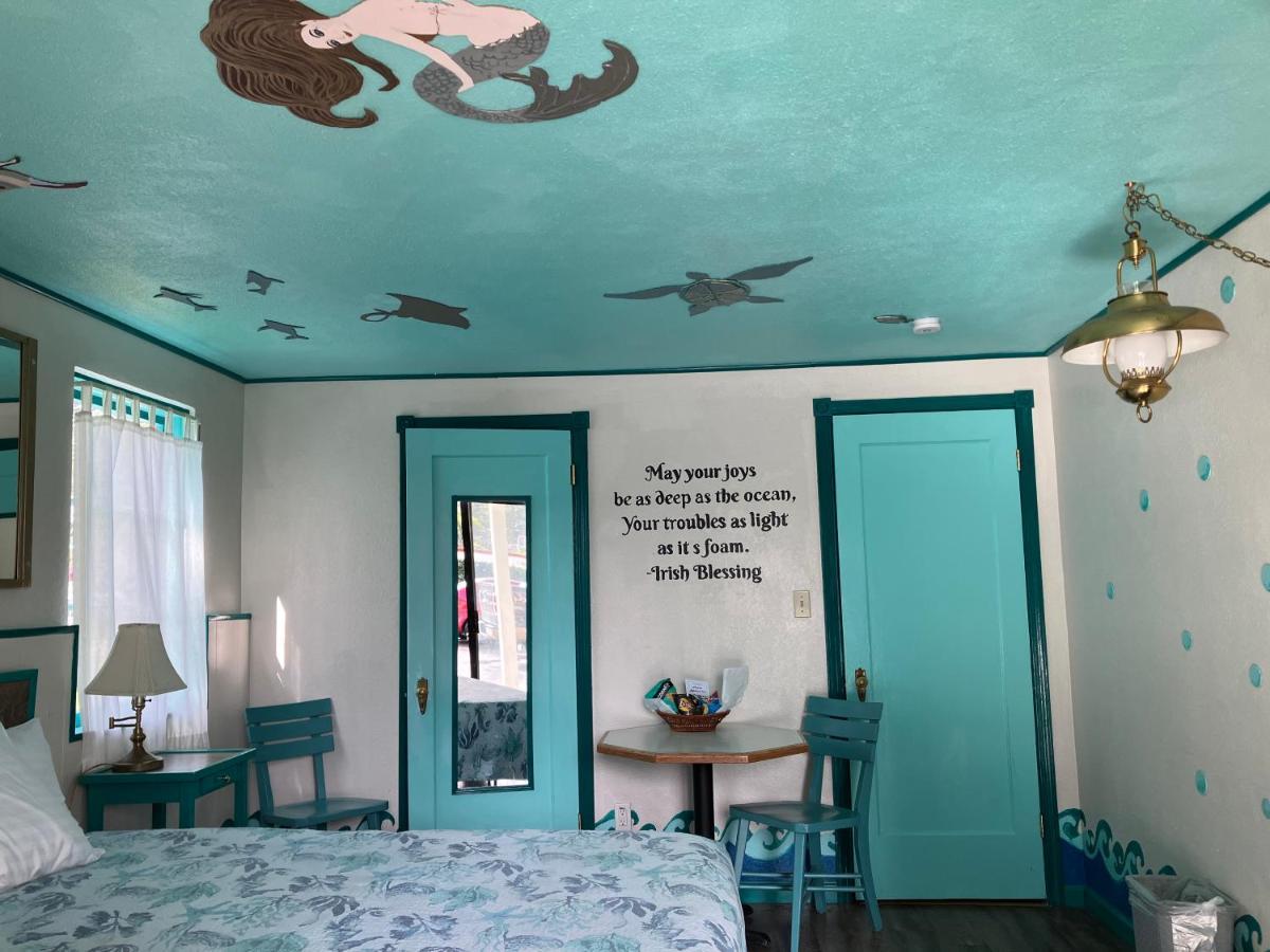 Lighthouse Inn Флорънс Екстериор снимка